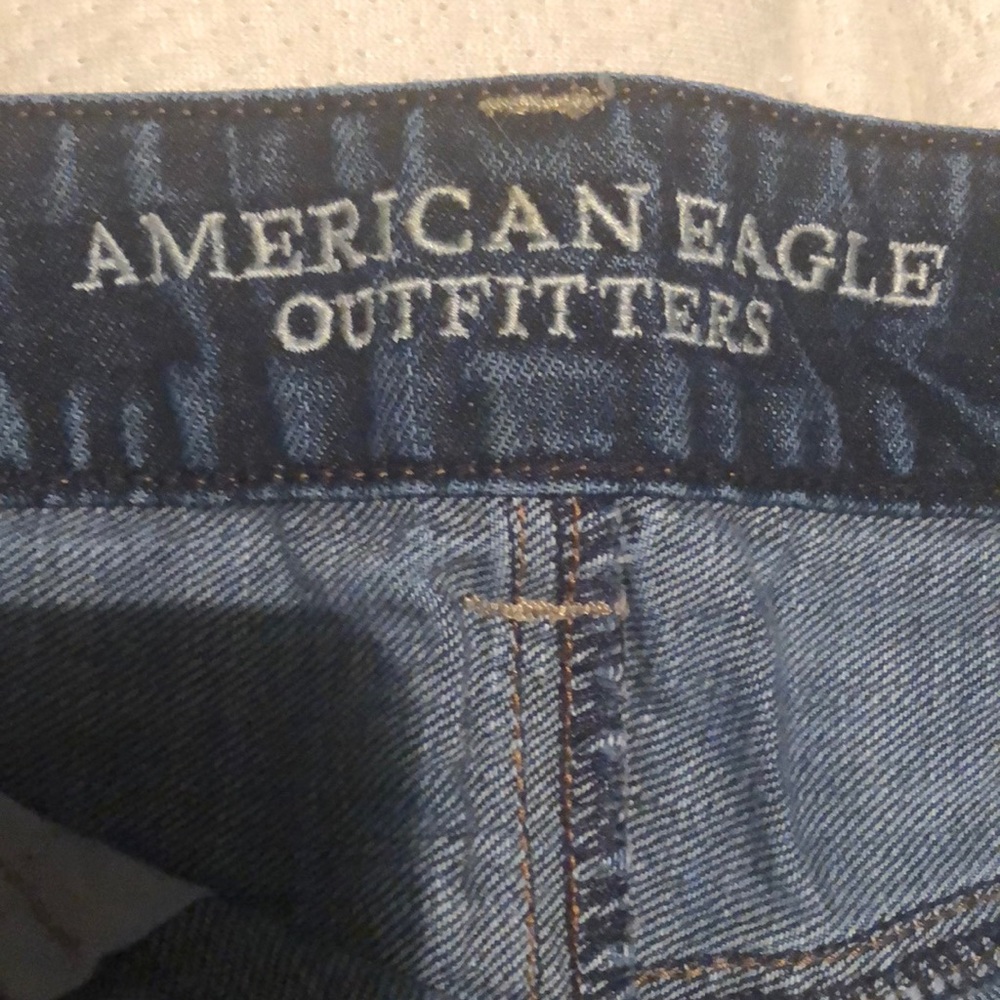 Shorts - Picture 2 of 4